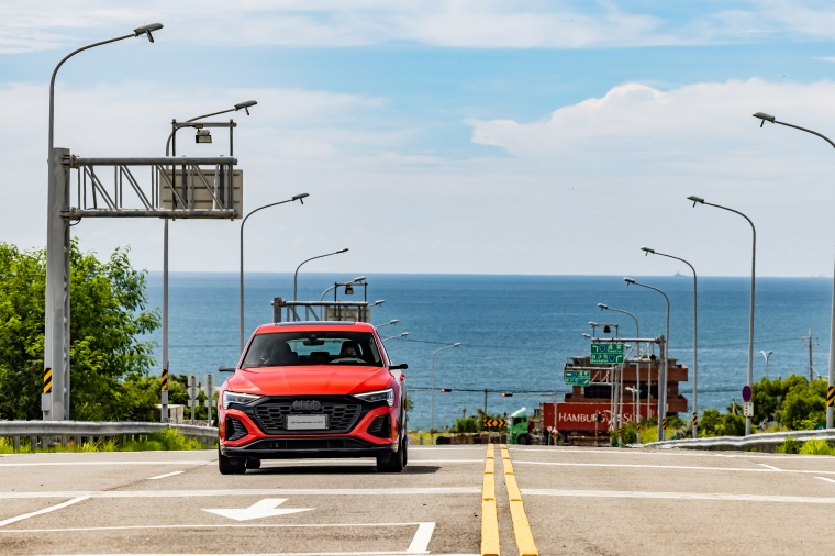 2023 Sep_ 圖4_Audi Q8 e-tron 夏日創遊媒體體驗..